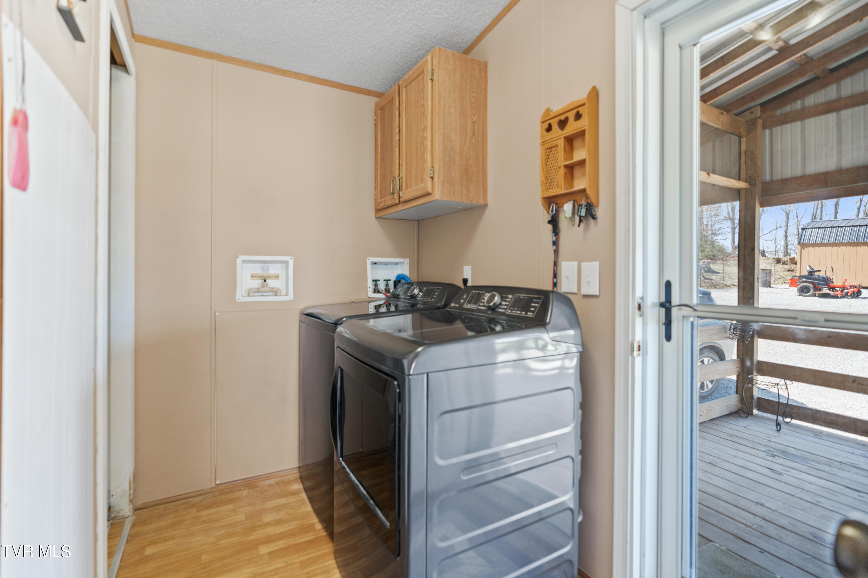 645-647 Seaton Road Afton, TN 37616 - Photo 30 of 48 DSC09383