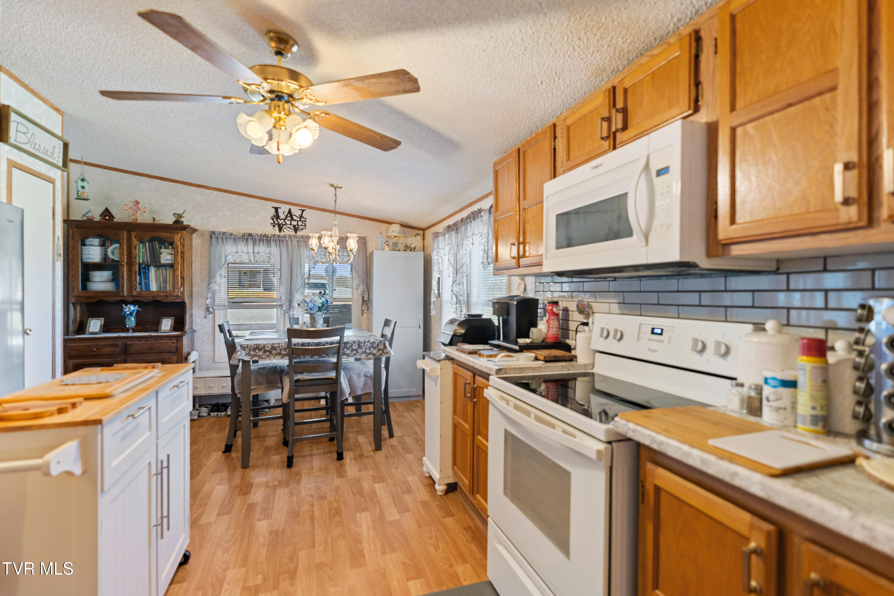 645-647 Seaton Road Afton, TN 37616 - Photo 32 of 48 DSC09389