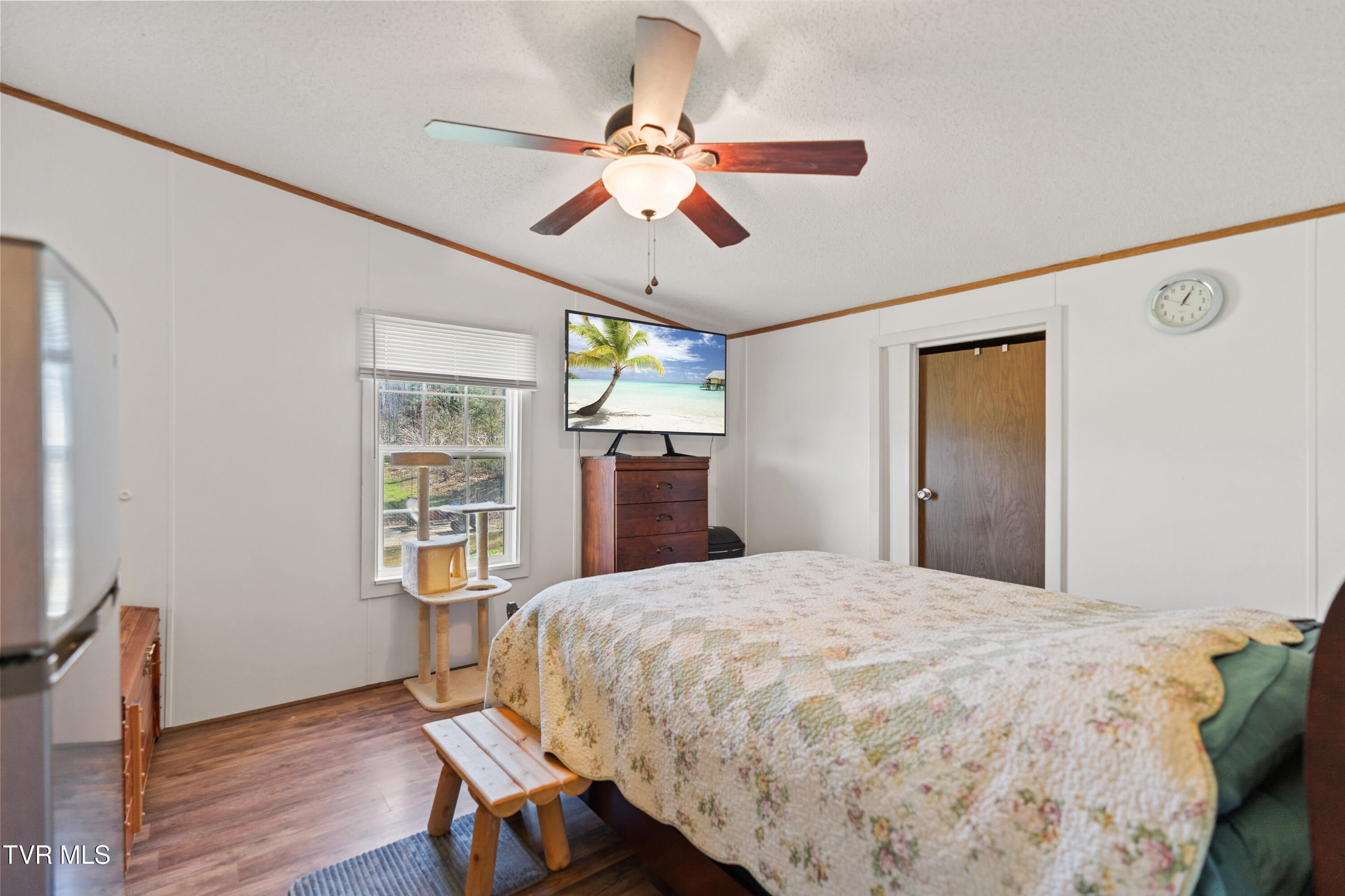 645-647 Seaton Road Afton, TN 37616 - Photo 37 of 48 DSC09404