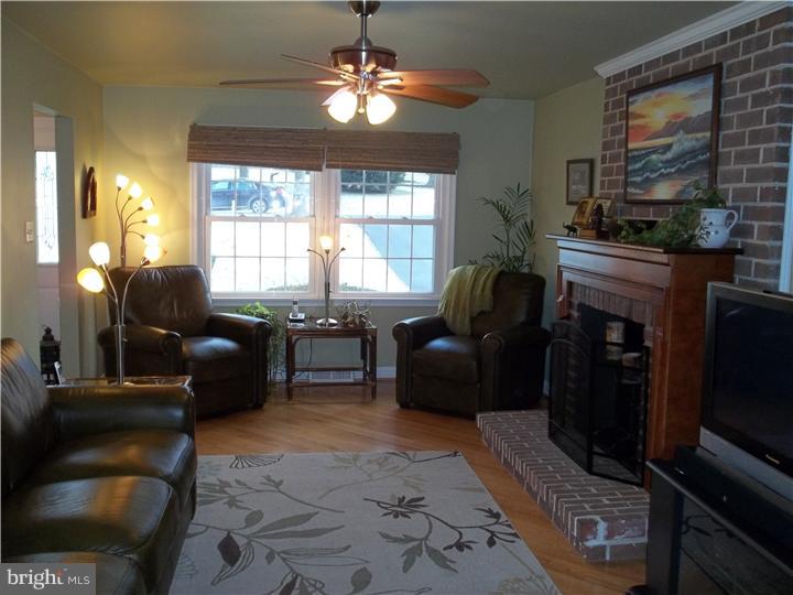 904 Sage Road West Chester, PA 19382 - Photo 10 of 23 Family Room