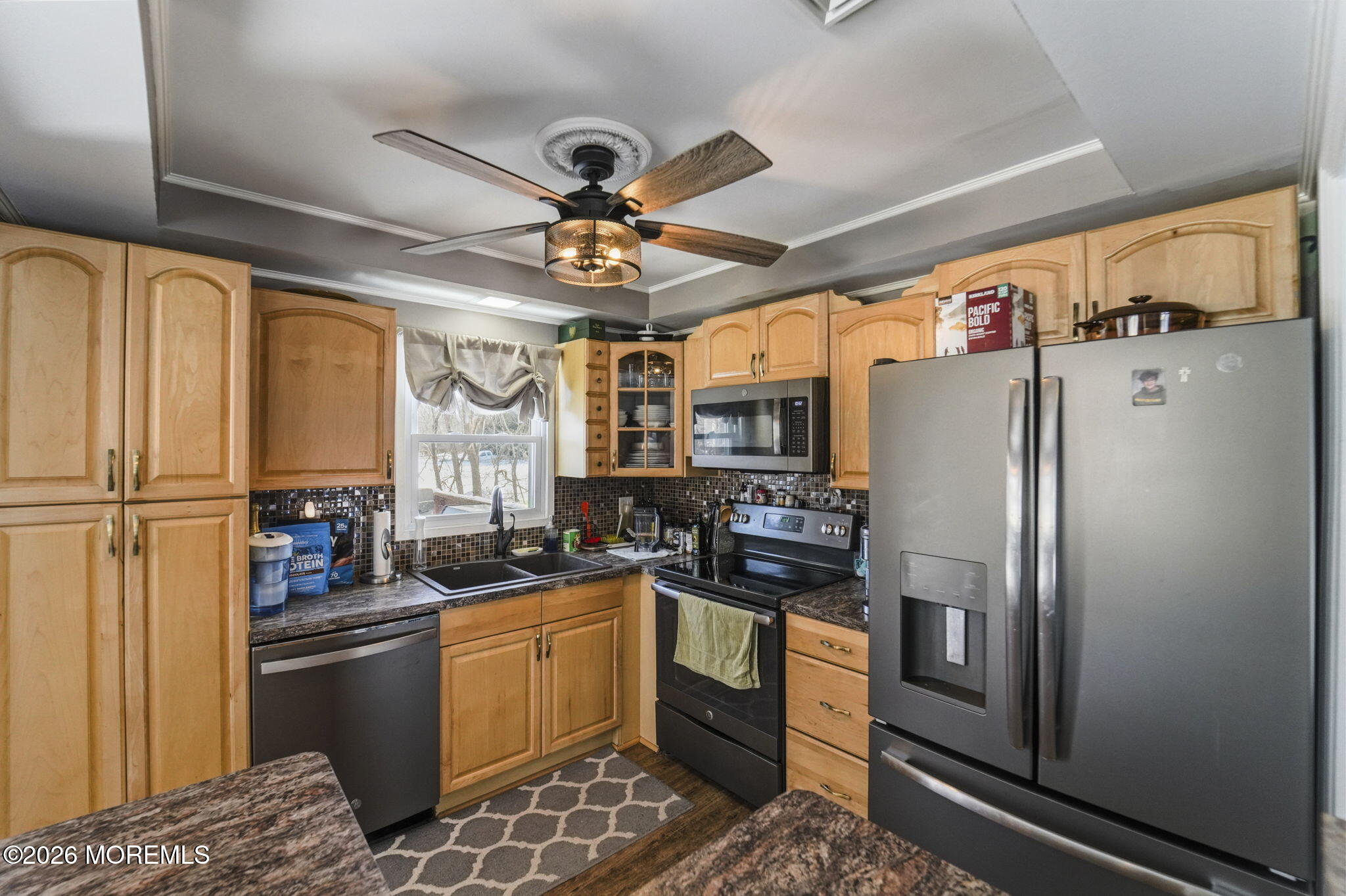 8 Malsbury Lane Cream Ridge, NJ 08514 - Photo 4 of 20 8 mal 10