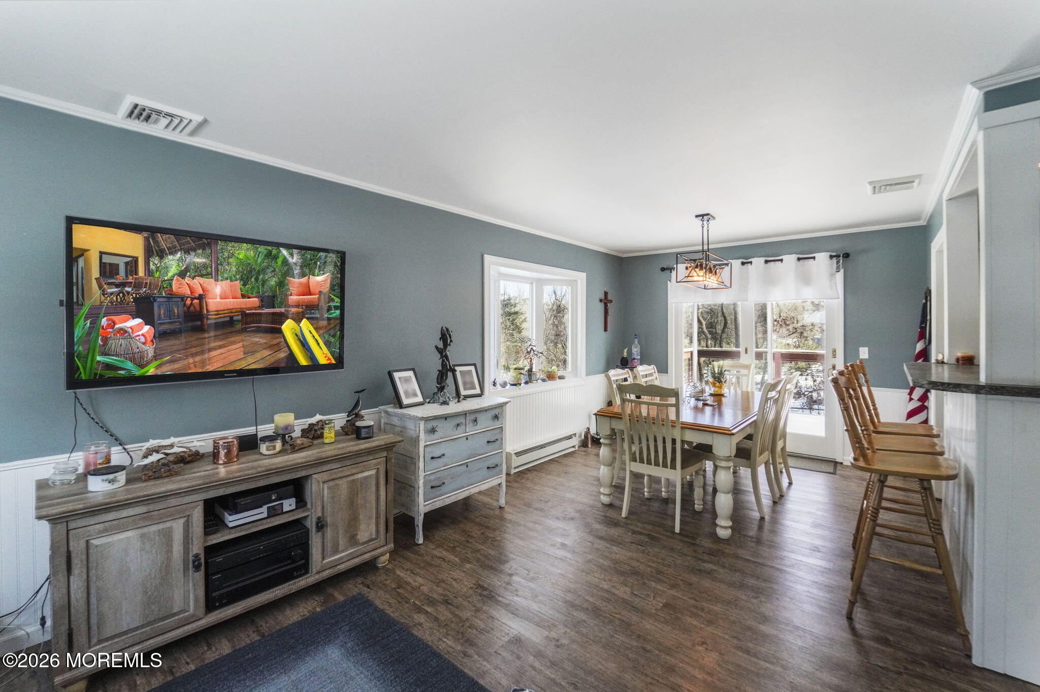 8 Malsbury Lane Cream Ridge, NJ 08514 - Photo 5 of 20 8 mal 12