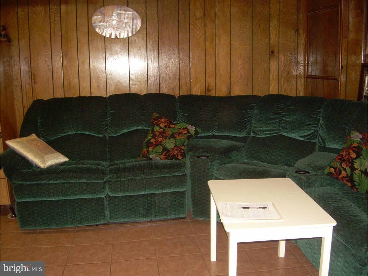 5549 Rising Sun Avenue Philadelphia, PA 19120 - Photo 12 of 25 Family Room