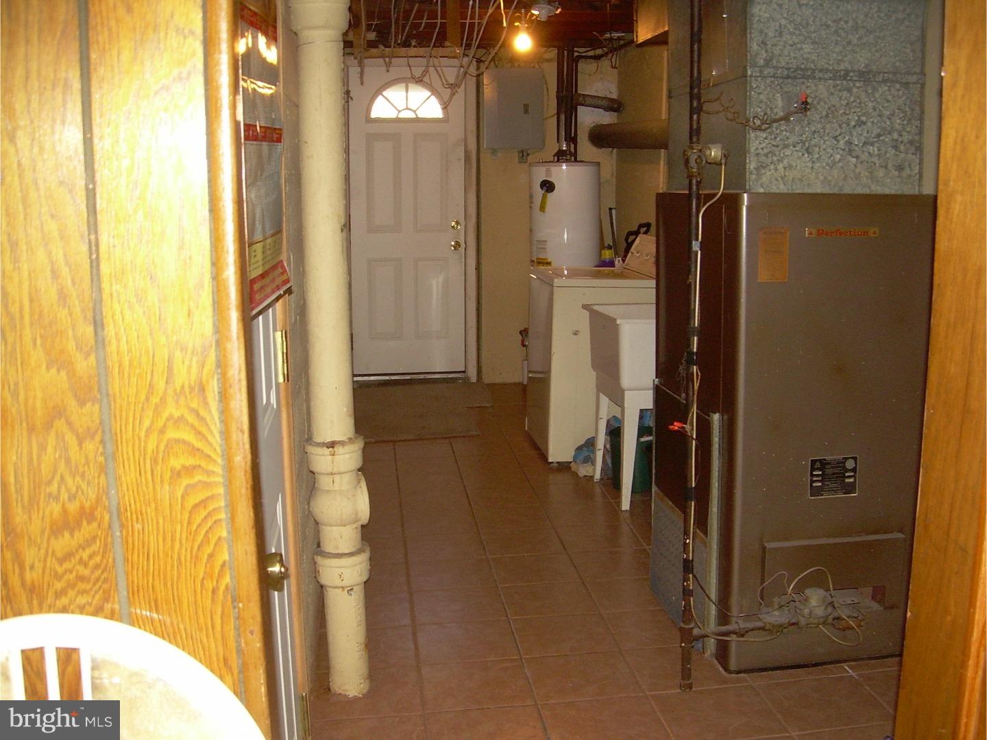 5549 Rising Sun Avenue Philadelphia, PA 19120 - Photo 14 of 25 Basement - Finished