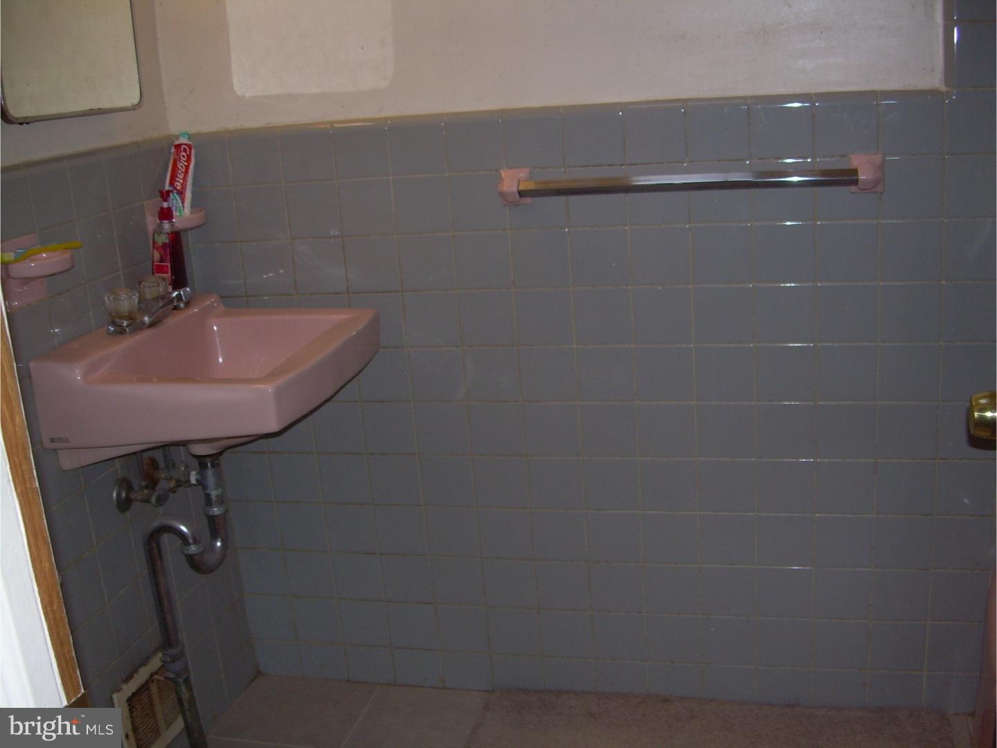 5549 Rising Sun Avenue Philadelphia, PA 19120 - Photo 17 of 25 Bathroom