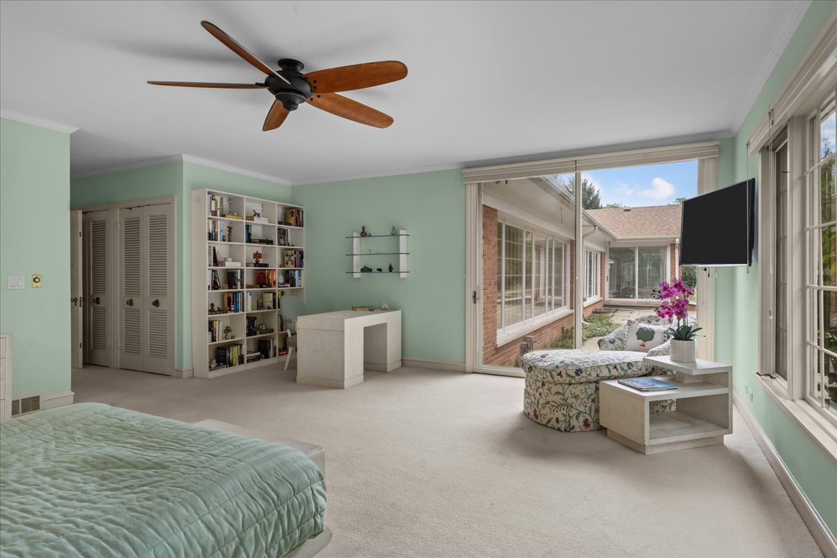 64 Locust Road Winnetka, IL 60093 - Photo 25 of 50 Gallery Image 25