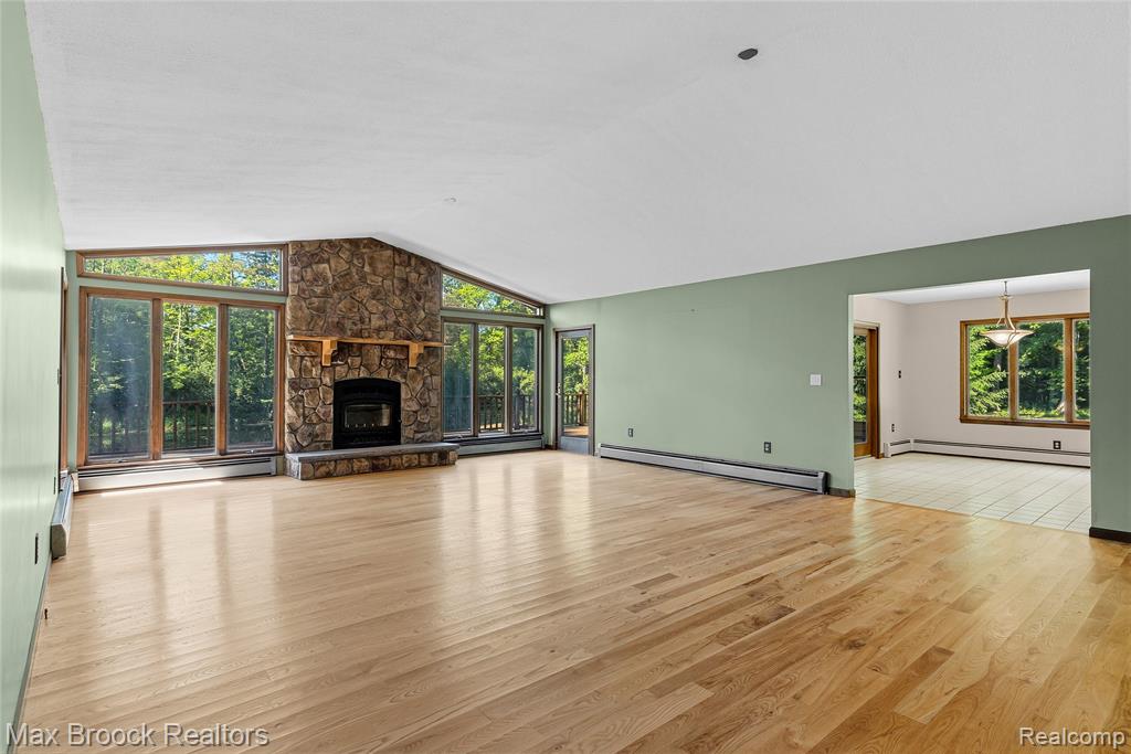 892 Barnes Lake Road Columbiaville, MI 48421 - Photo 12 of 85