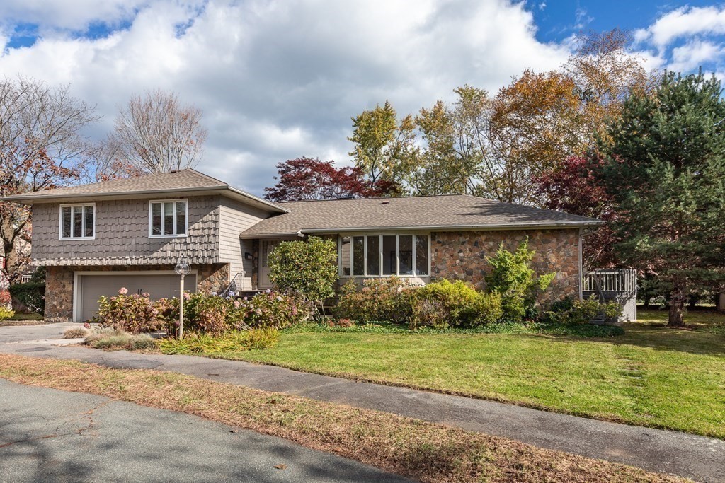 3 Yorkshire Road Marblehead, MA 01945 - Photo 42 of 42 Gallery Image 42