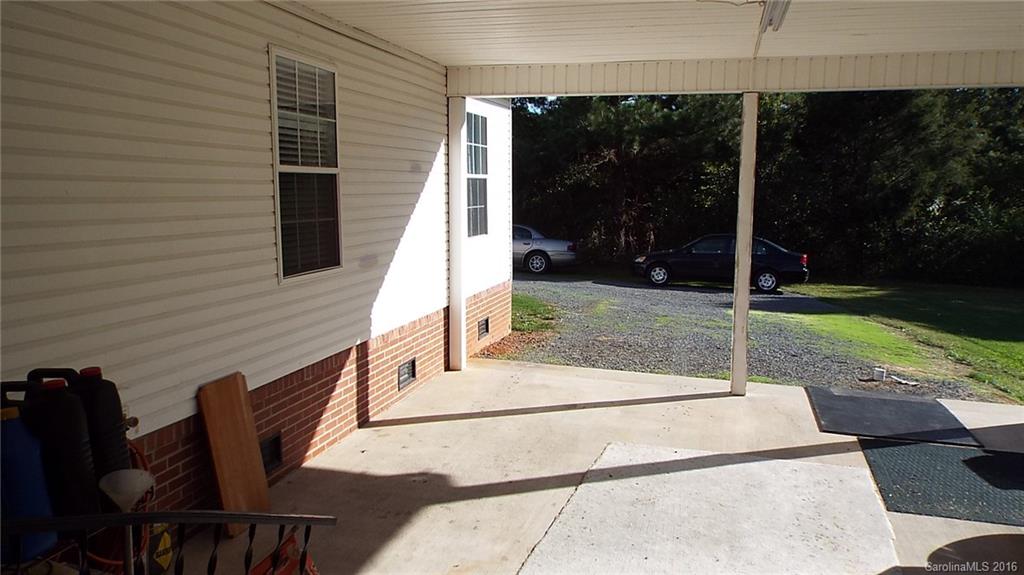 142 Chip Road Mount Gilead, NC 27306 - Photo 5 of 23 Gallery Image 5