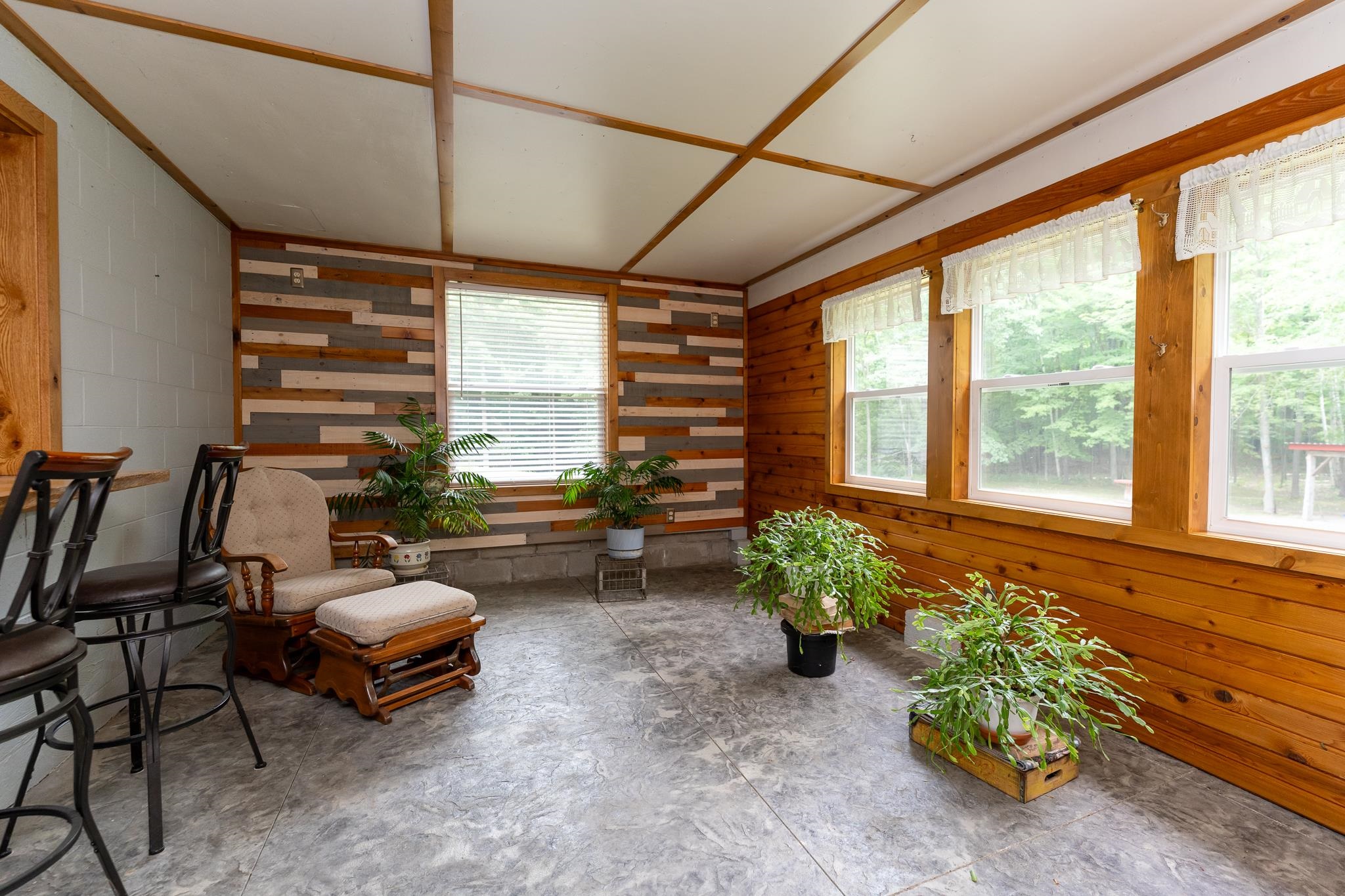 2765 East Rock Road Clare, MI 48617 - Photo 69 of 91 1948374-9b717e5c-6502-4a41-801c-f85abe1d1ac0.JPG