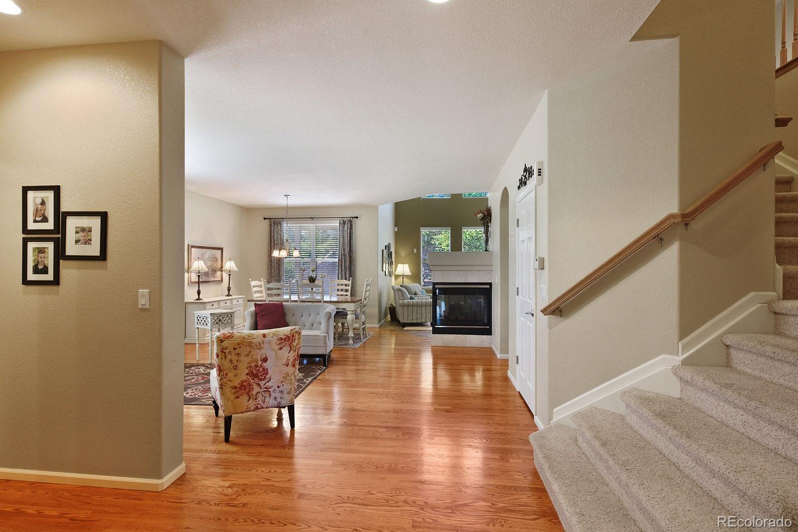 10625 Redcone Way Highlands Ranch, CO 80130 - Photo 3 of 32 Gallery Image 3