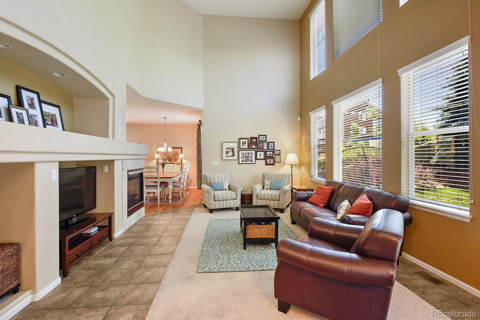 10625 Redcone Way Highlands Ranch, CO 80130 - Photo 9 of 32 Gallery Image 9