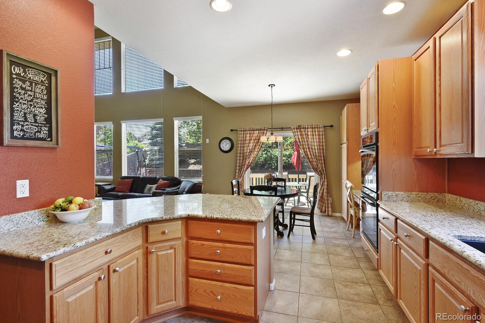 10625 Redcone Way Highlands Ranch, CO 80130 - Photo 10 of 32 Gallery Image 10