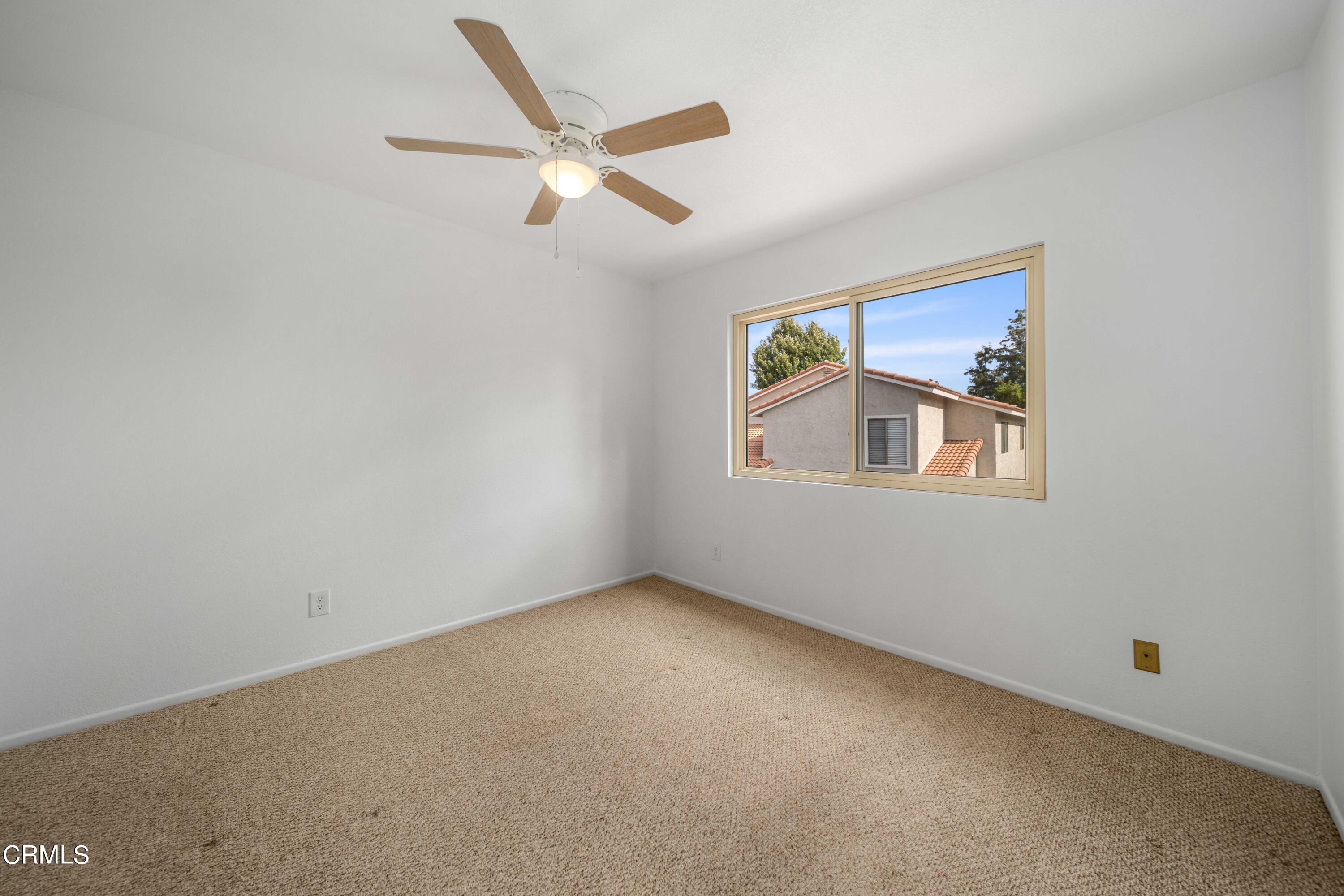 560 Chapala Drive Camarillo, CA 93010 - Photo 18 of 33 560 Chapala Dr-18