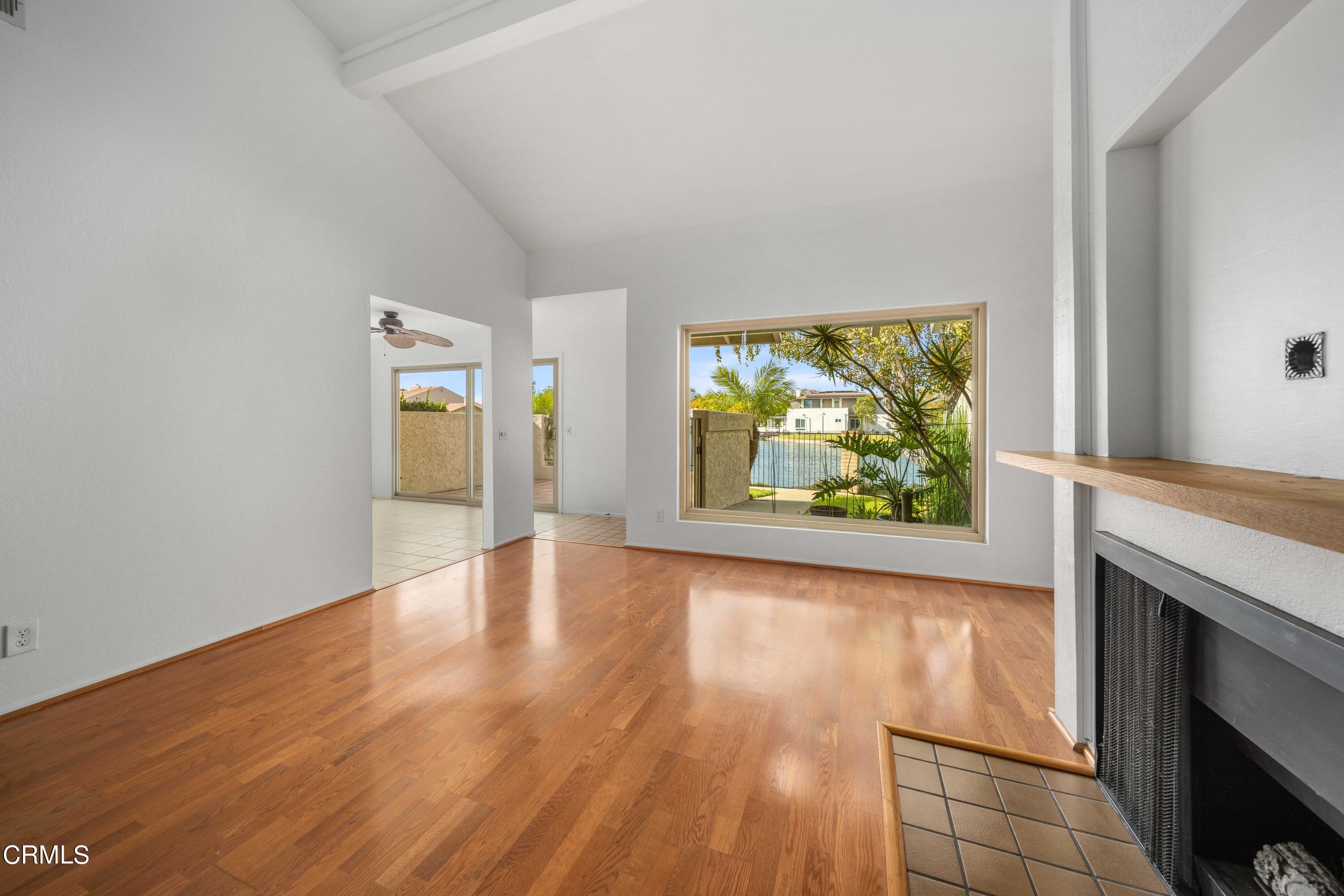 560 Chapala Drive Camarillo, CA 93010 - Photo 6 of 33 560 Chapala Dr-6