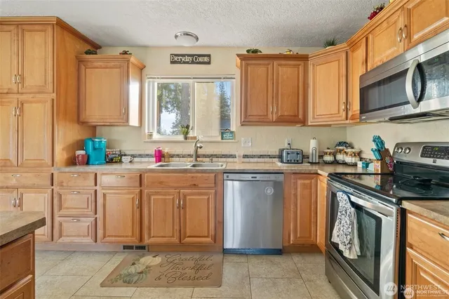 $514,900 | 203 East Parkwood Court, Chehalis, WA 98532