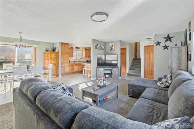 $514,900 | 203 East Parkwood Court, Chehalis, WA 98532