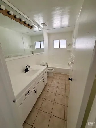 $370,000 | Undisclosed Address, Bakersfield, CA 93309