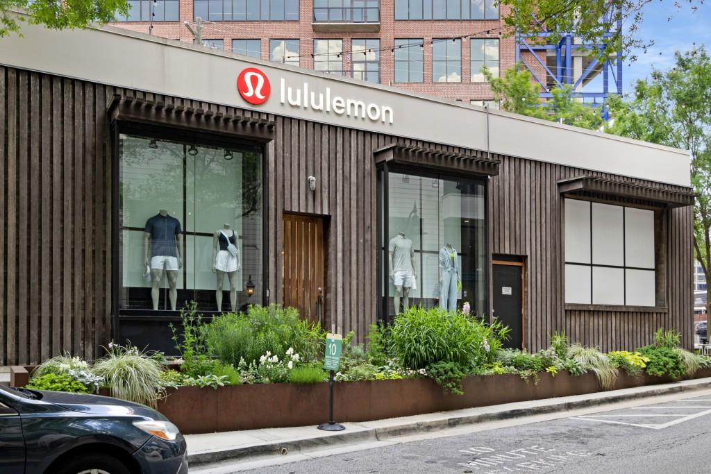 1100 Howell Mill Road Northwest, Unit 201 Atlanta, GA 30318 - Photo 35 of 50 a sign that is on the side of a building