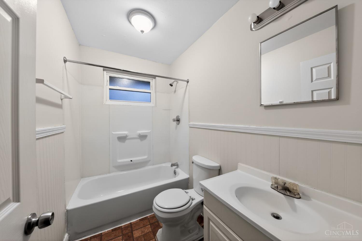 3250 Springdale Road Cincinnati, OH 45251 - Photo 20 of 30