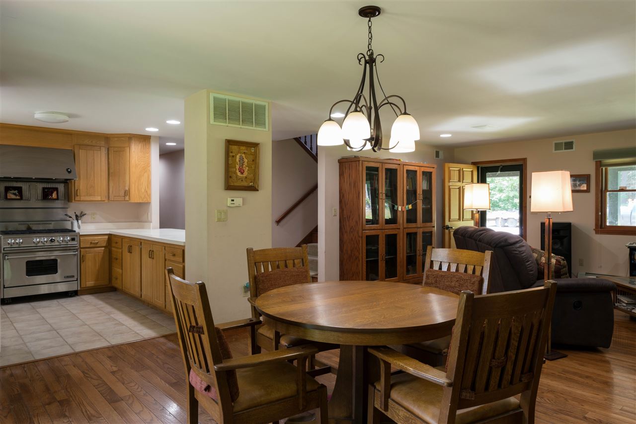 710 Baileys Mill Road Chester, VT 05143 - Photo 2 of 6