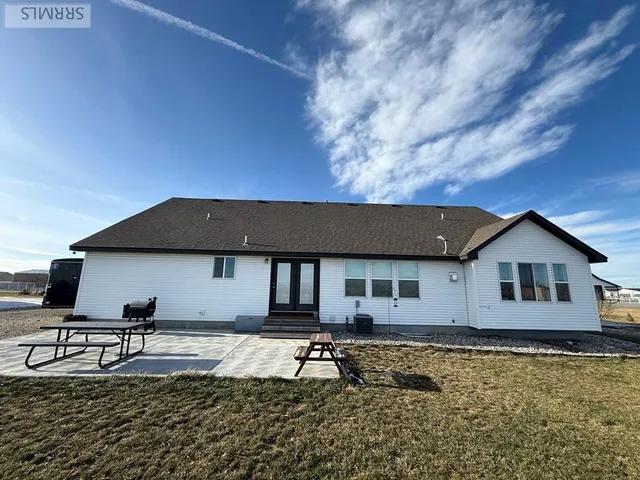 $674,000 | 76 North 4161 Street, Rigby, ID 83442