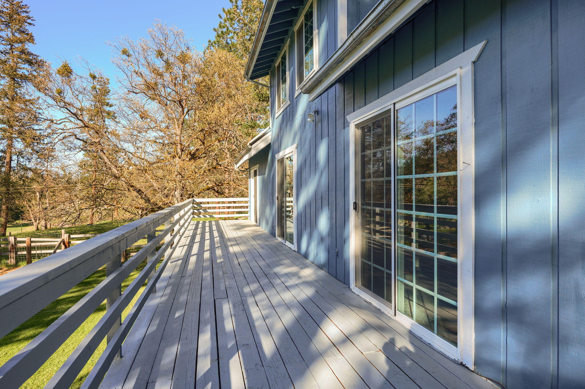 9658 Upper Applegate Road Jacksonville, OR 97530 - Photo 14 of 75
