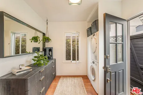 $999,000 | 1012 1/2 Euclid Street, Santa Monica, CA 90403