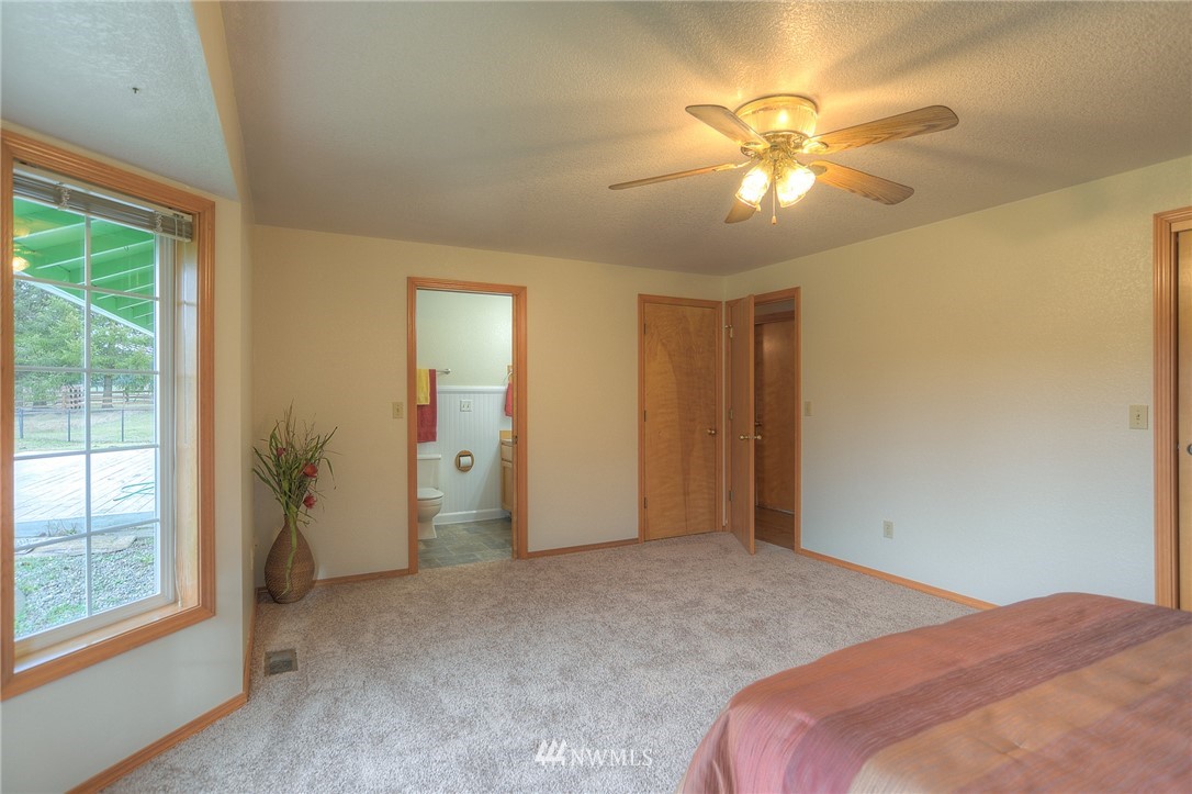 9333 Delphi Road Southwest Olympia, WA 98512 - Photo 14 of 25 Gallery Image 14