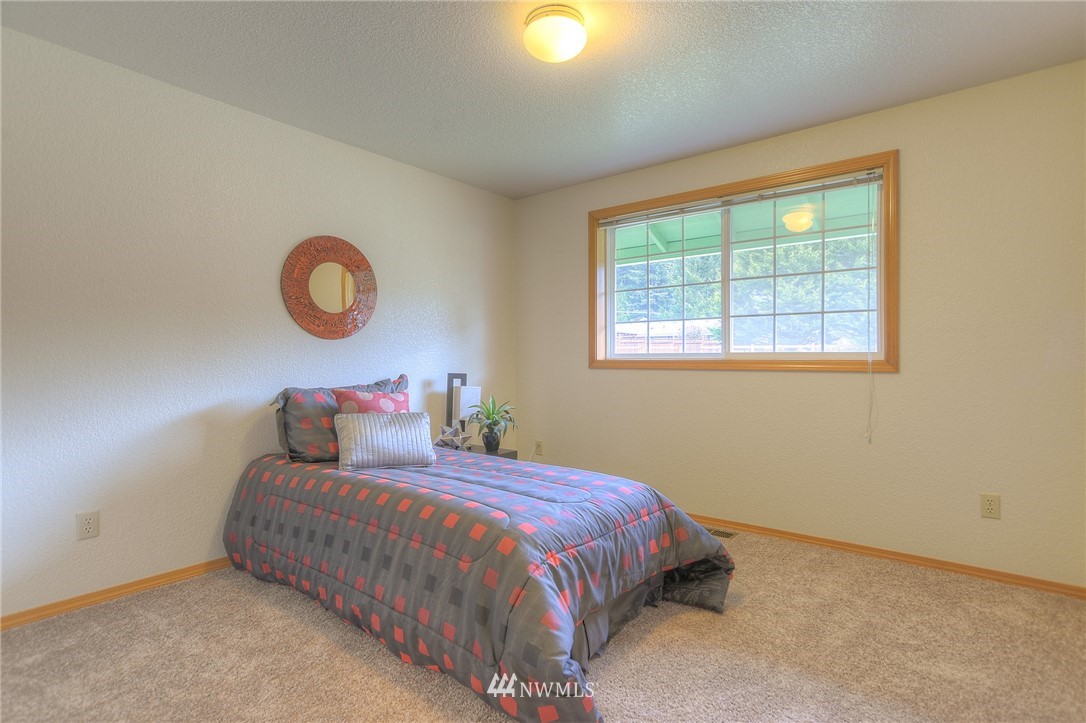 9333 Delphi Road Southwest Olympia, WA 98512 - Photo 16 of 25 Gallery Image 16