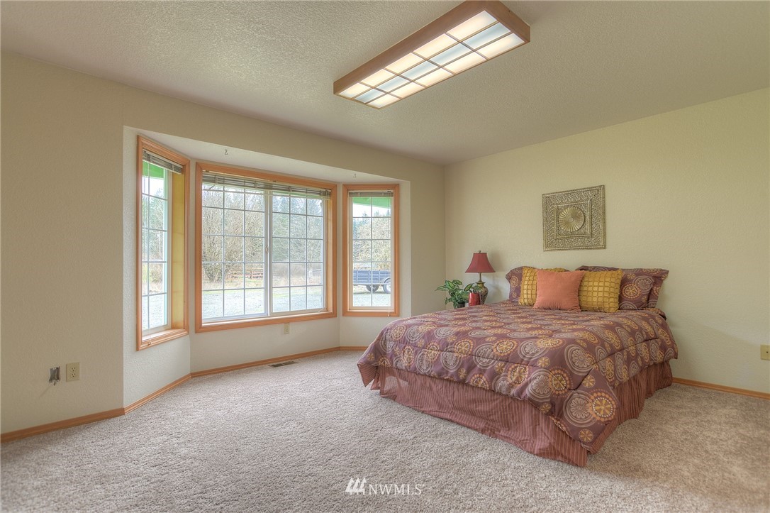 9333 Delphi Road Southwest Olympia, WA 98512 - Photo 18 of 25 Gallery Image 18
