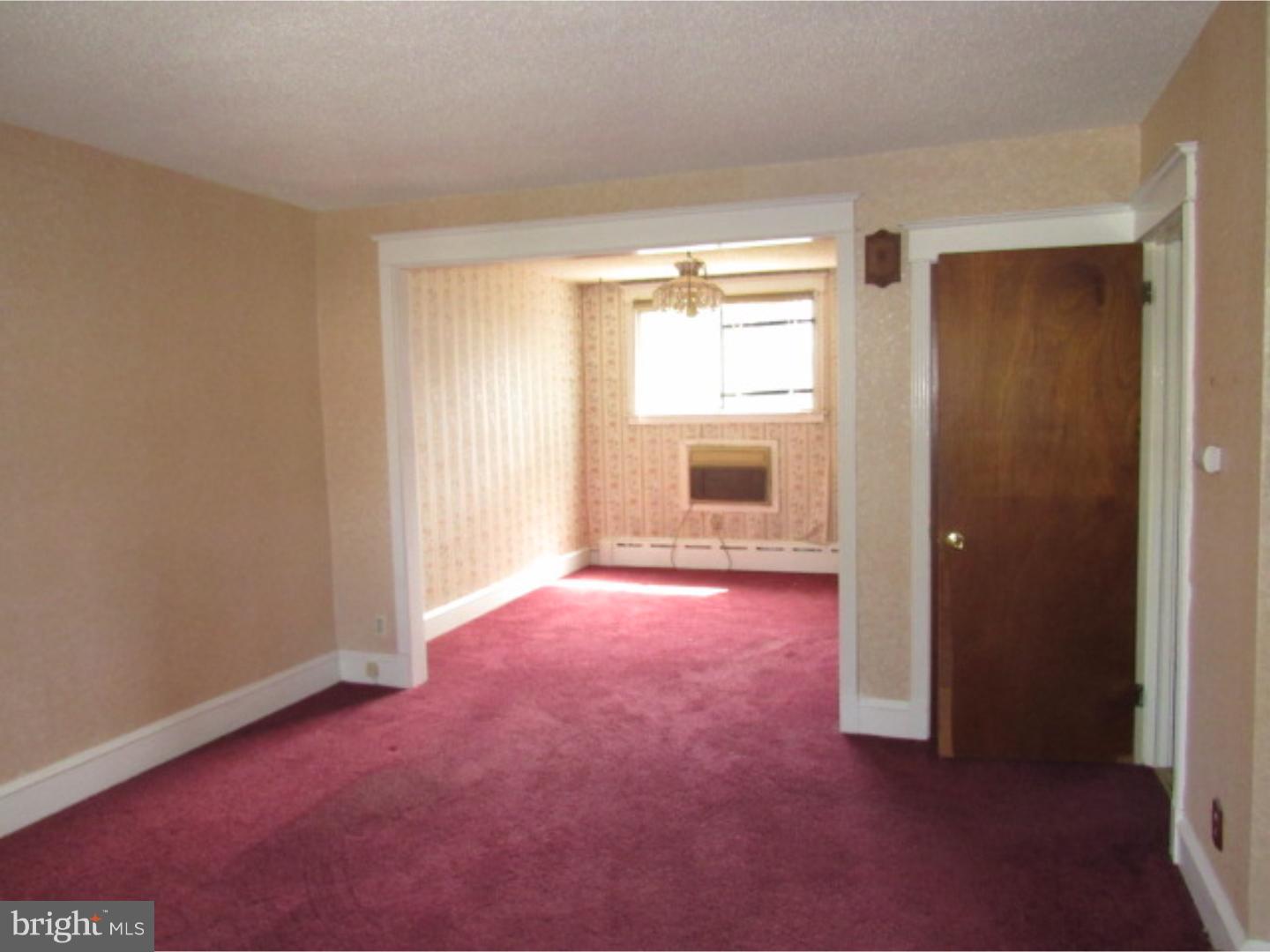 929 Edgemore Road Philadelphia, PA 19151 - Photo 3 of 14 Gallery Image 3