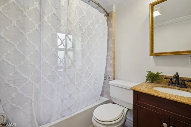 $1,595,000 | 425 Wyoming Avenue, Millburn, NJ 07041