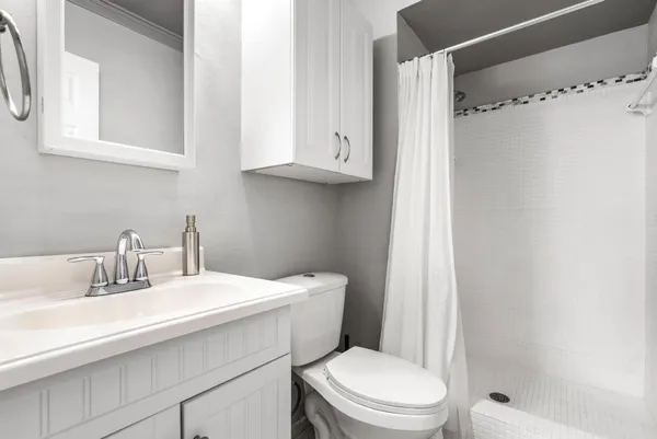 $3,250 | 1461 South Ocean Boulevard, Unit 304, Lauderdale-by-the-Sea, FL 33062