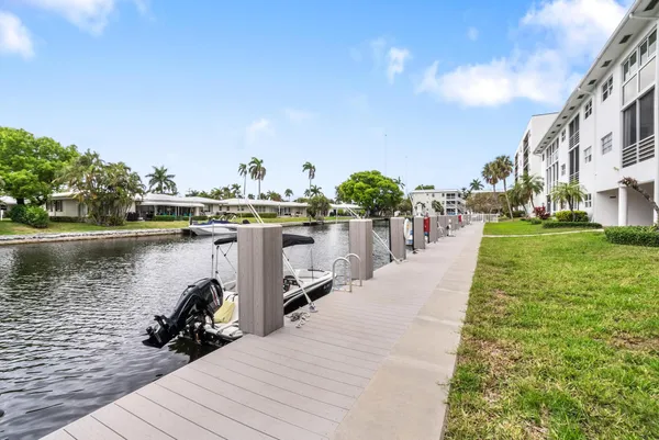 $3,250 | 1461 South Ocean Boulevard, Unit 304, Lauderdale-by-the-Sea, FL 33062