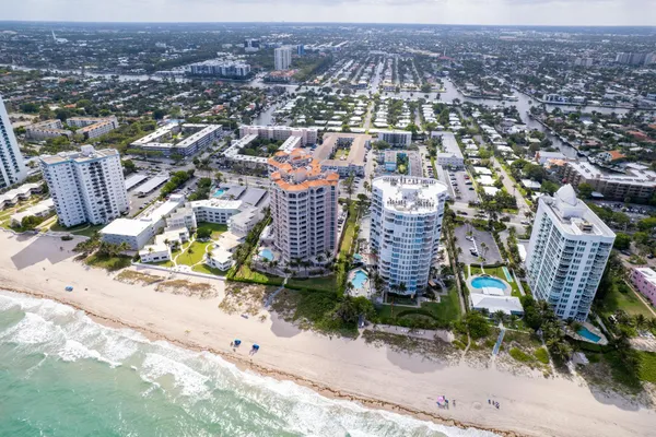 $3,250 | 1461 South Ocean Boulevard, Unit 304, Lauderdale-by-the-Sea, FL 33062