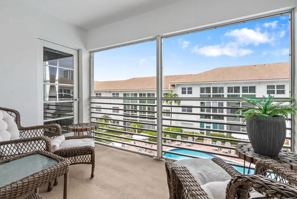 $3,250 | 1461 South Ocean Boulevard, Unit 304, Lauderdale-by-the-Sea, FL 33062