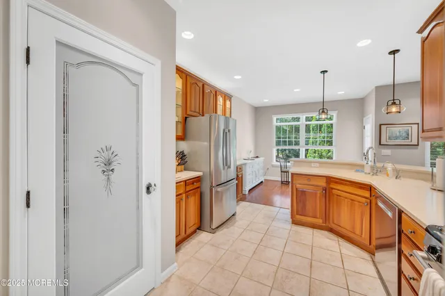 $995,000 | 3 Courtyard Lane, Brielle, NJ 08730