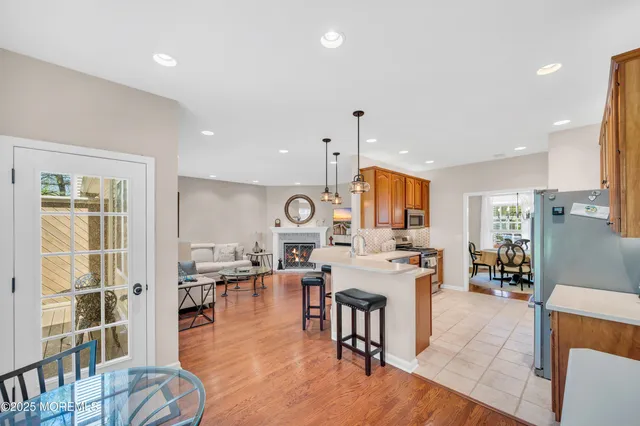 $995,000 | 3 Courtyard Lane, Brielle, NJ 08730