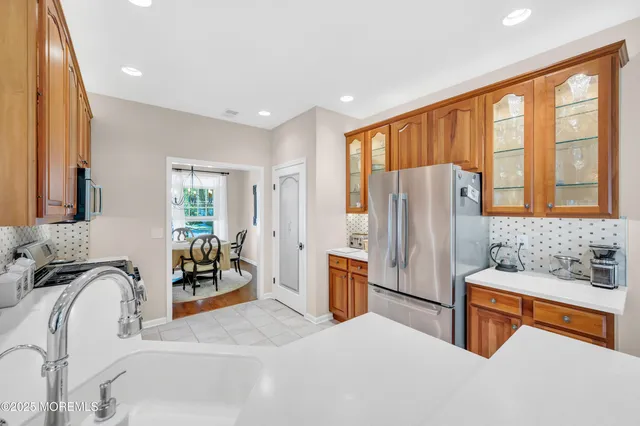 $995,000 | 3 Courtyard Lane, Brielle, NJ 08730