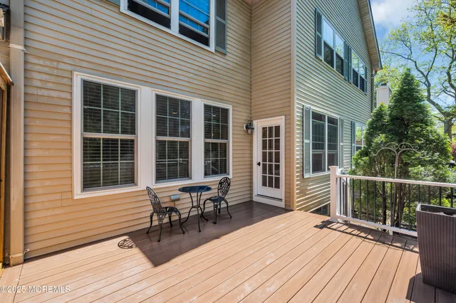 $995,000 | 3 Courtyard Lane, Brielle, NJ 08730