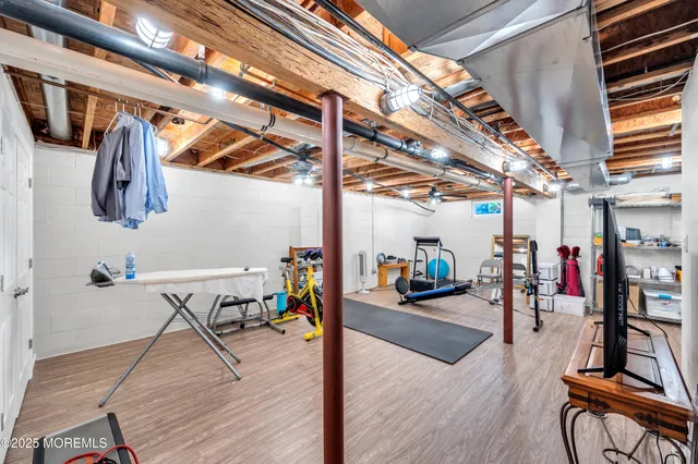 $995,000 | 3 Courtyard Lane, Brielle, NJ 08730