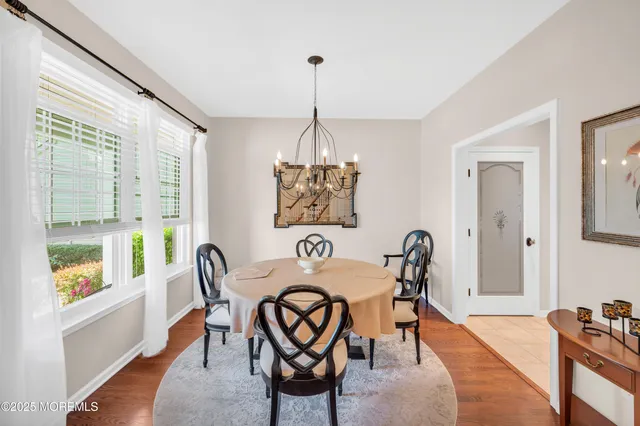 $995,000 | 3 Courtyard Lane, Brielle, NJ 08730