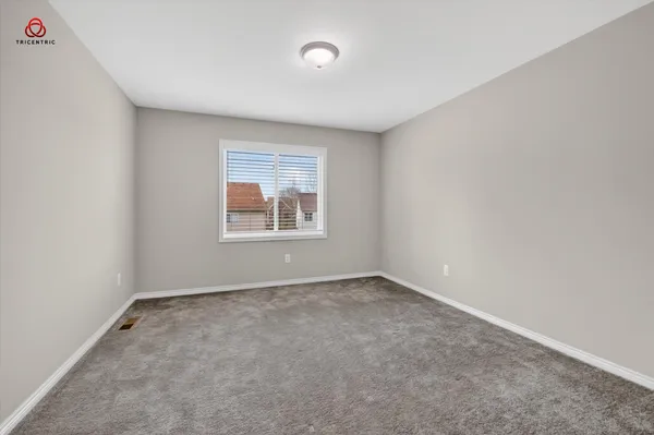 $389,000 | 30295 Berghway Trail, Warren, MI 48092