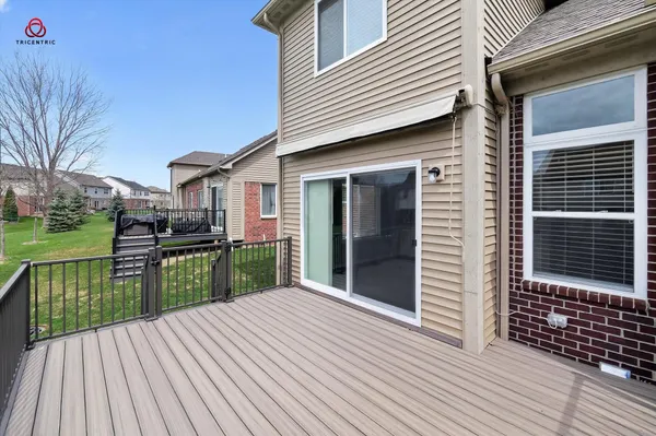 $389,000 | 30295 Berghway Trail, Warren, MI 48092