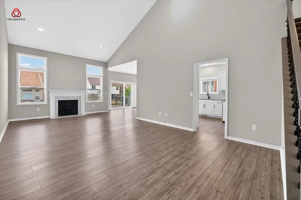 $389,000 | 30295 Berghway Trail, Warren, MI 48092