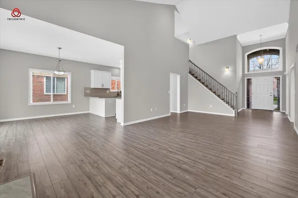 $389,000 | 30295 Berghway Trail, Warren, MI 48092