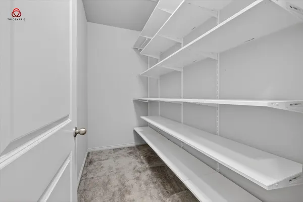 $389,000 | 30295 Berghway Trail, Warren, MI 48092