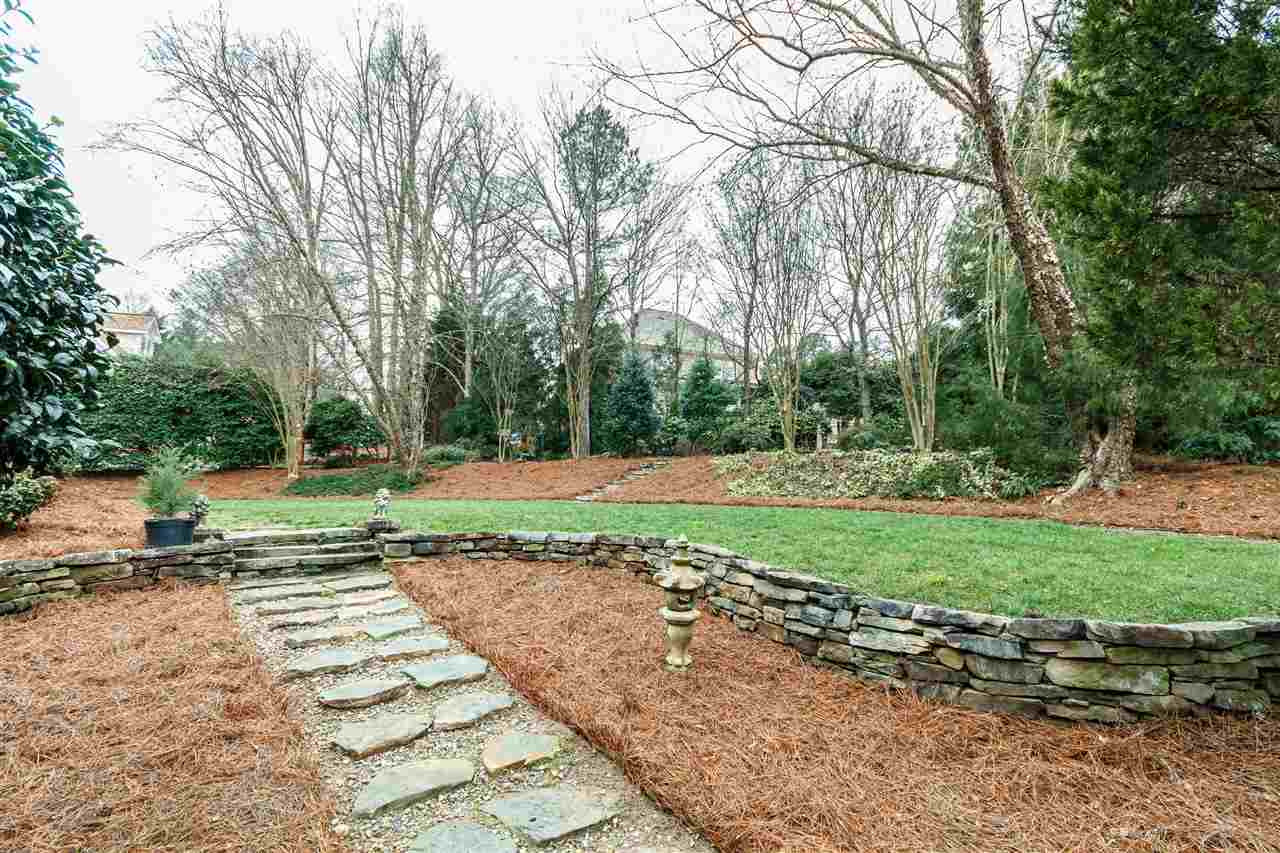 3909 Hemsbury Way Raleigh, NC 27612 - Photo 29 of 30 Master Garden