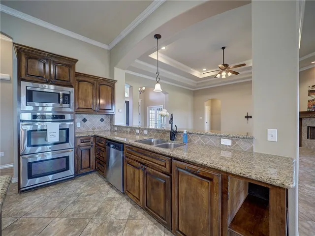 $719,900 | 5614 Kitty Hawk Drive, Corpus Christi, TX 78414